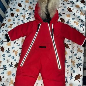Brand new never worn 0-3 Canada Goode snow suit.